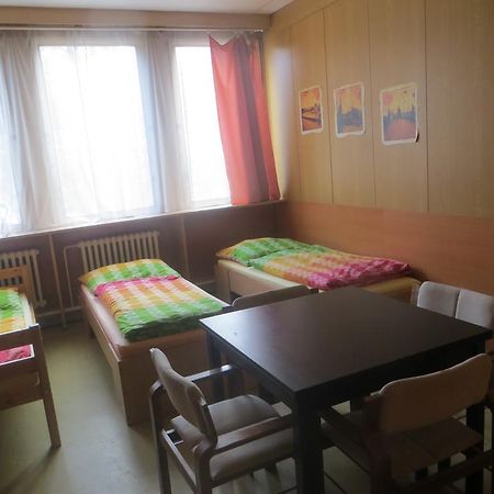 Říčany Hostel Monty מראה חיצוני תמונה