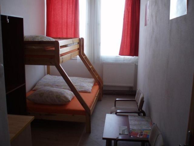 Říčany Hostel Monty מראה חיצוני תמונה
