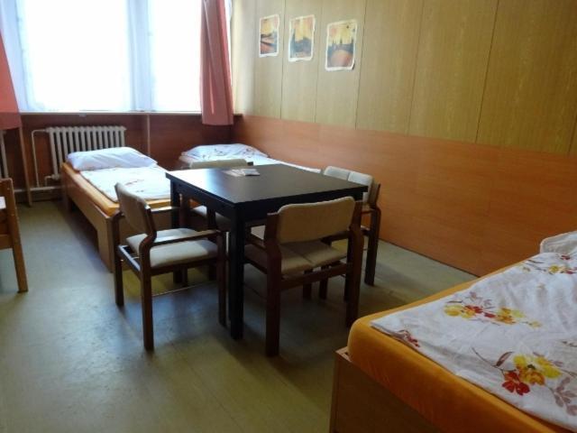 Říčany Hostel Monty חדר תמונה