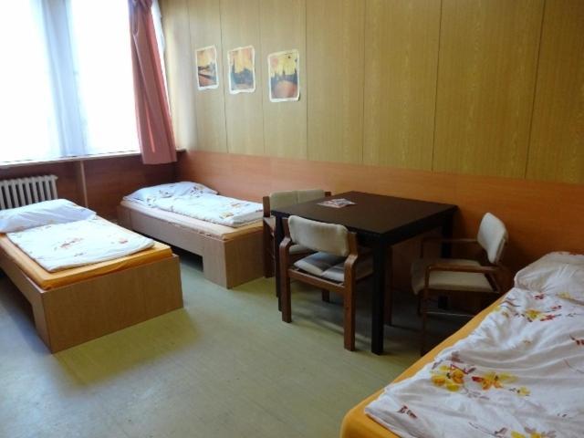 Říčany Hostel Monty חדר תמונה